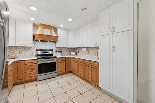 12408 Monroe Avenue, Grandview, MO 64030