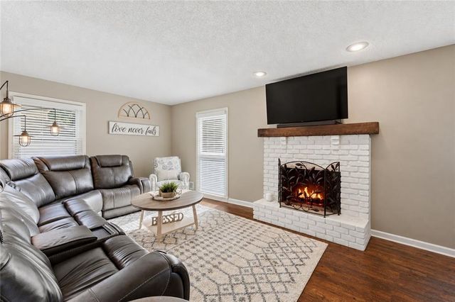 12408 Monroe Avenue, Grandview, MO 64030