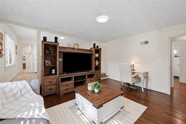 12408 Monroe Avenue, Grandview, MO 64030
