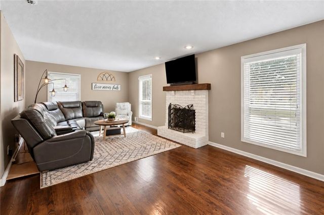 12408 Monroe Avenue, Grandview, MO 64030