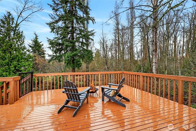 6730 NE 202nd Street, Kenmore, WA 98028