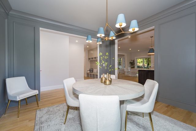 14 Drury Ln, Natick, MA 01760