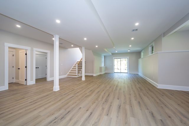 14 Drury Ln, Natick, MA 01760