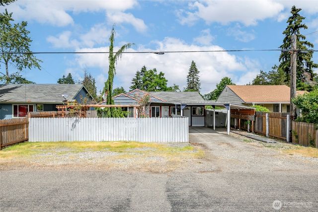 1627 120th Street S, Tacoma, WA 98444