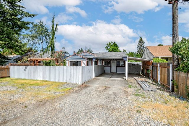 1627 120th Street S, Tacoma, WA 98444