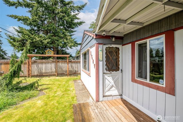 1627 120th Street S, Tacoma, WA 98444