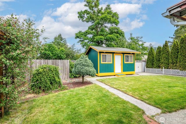 1627 120th Street S, Tacoma, WA 98444