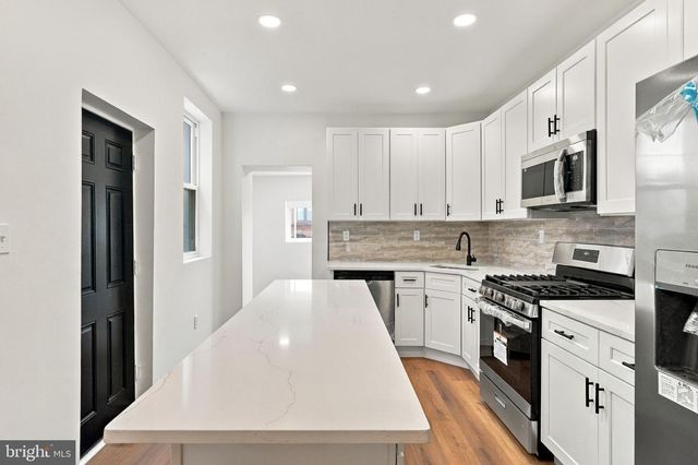 1934 W GODFREY AVE, Philadelphia, PA 19141
