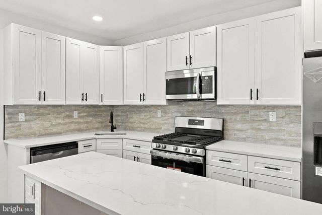 1934 W GODFREY AVE, Philadelphia, PA 19141