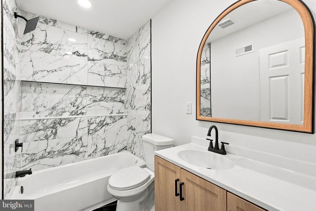 1934 W GODFREY AVE, Philadelphia, PA 19141