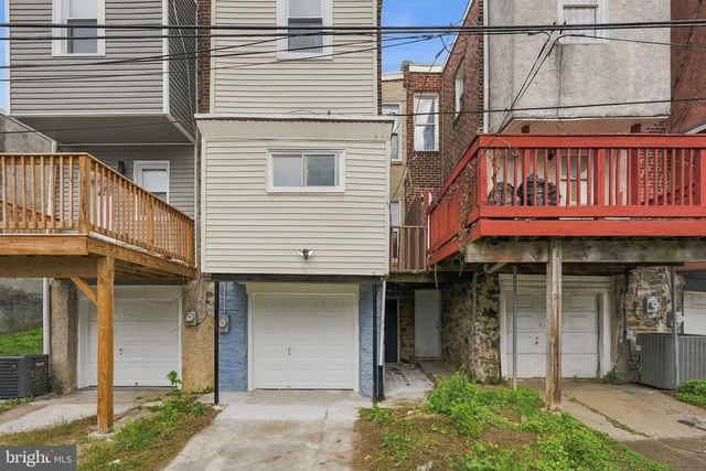 1934 W GODFREY AVE, Philadelphia, PA 19141
