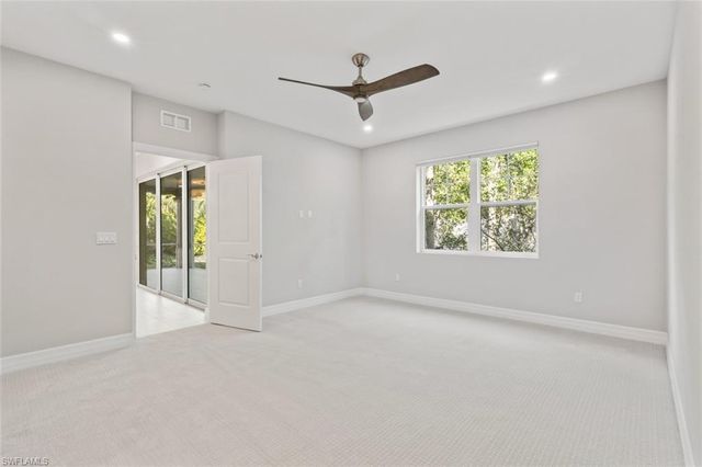 196 Indies DR E 101, Naples, FL 34114