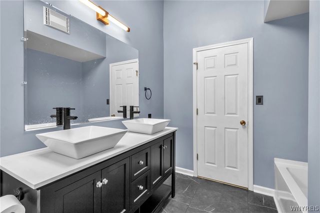 292 Sprucewood Terrace, Amherst, NY 14221