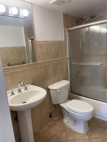 15221 SW 80th St 205, Miami, FL 33193