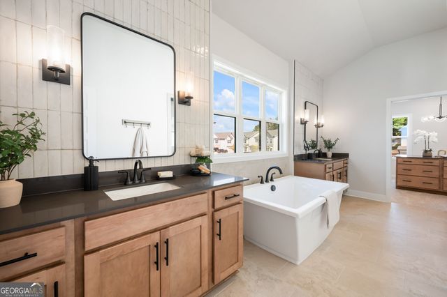 382 Scarlett Rose Way 124A, Hoschton, GA 30548