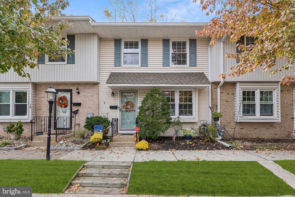 12 E MAPLE AVE #18, Merchantville, NJ 08109