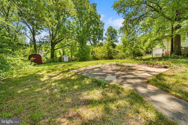8803 63RD AVE, College Park, MD 20740