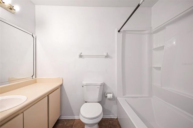 646 KENWICK CIRCLE 204, Casselberry, FL 32707