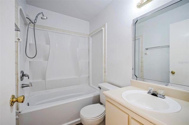 646 KENWICK CIRCLE 204, Casselberry, FL 32707