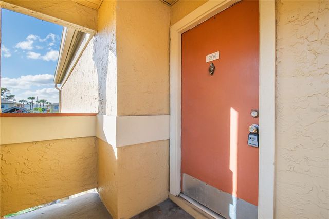 646 KENWICK CIRCLE 204, Casselberry, FL 32707