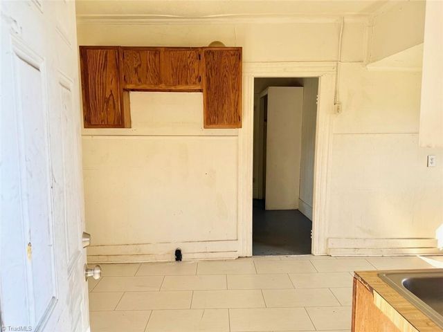 1202 S Elm Street, High Point, NC 27360