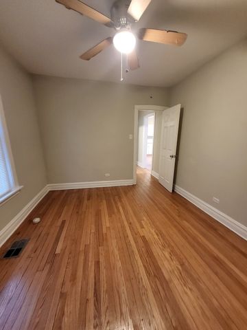4820 N Kentucky Avenue, Chicago, IL 60630