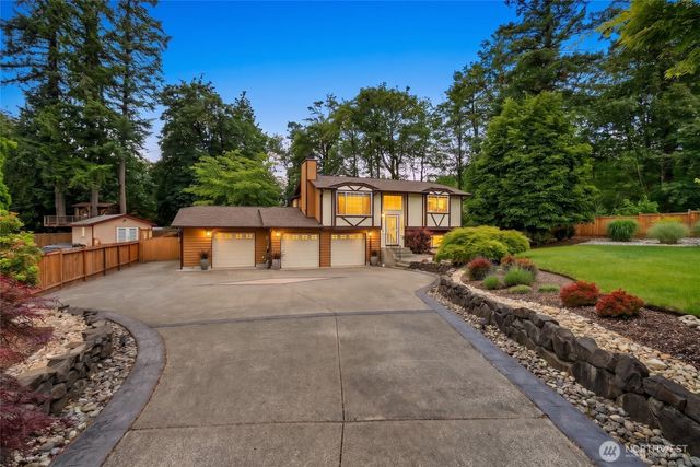 32007 226th Avenue SE, Kent, WA 98042