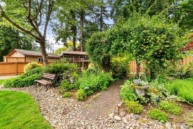 32007 226th Avenue SE, Kent, WA 98042