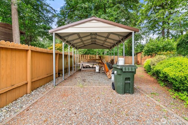 32007 226th Avenue SE, Kent, WA 98042