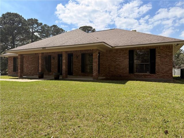 39 RICE Lane, Dry Prong, LA 71423
