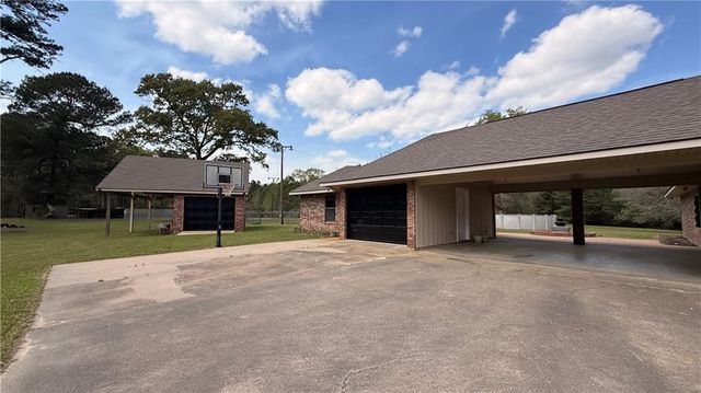 39 RICE Lane, Dry Prong, LA 71423