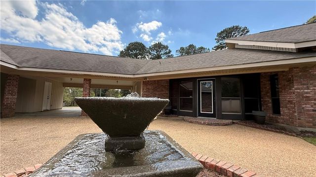 39 RICE Lane, Dry Prong, LA 71423