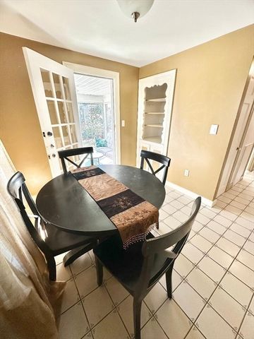 220 Parkland Avenue, Lynn, MA 01905