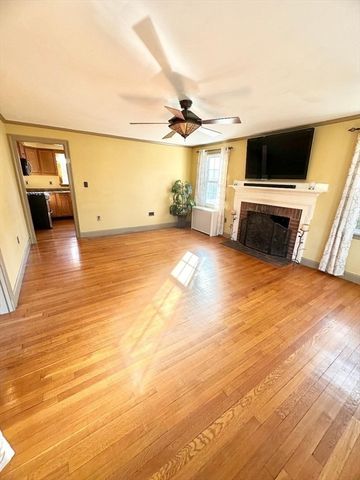 220 Parkland Avenue, Lynn, MA 01905