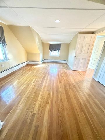 220 Parkland Avenue, Lynn, MA 01905