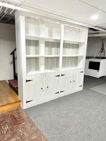 220 Parkland Avenue, Lynn, MA 01905