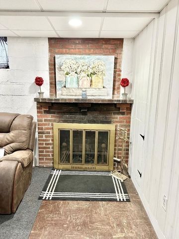 220 Parkland Avenue, Lynn, MA 01905