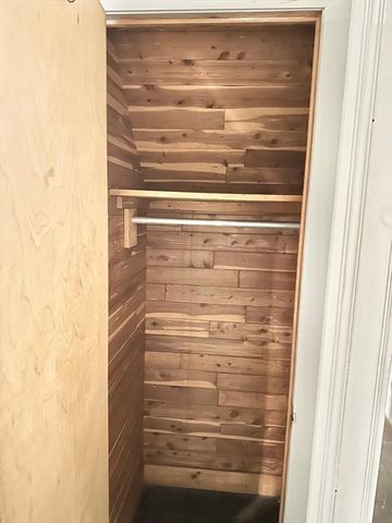 220 Parkland Avenue, Lynn, MA 01905