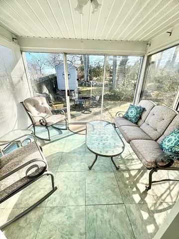 220 Parkland Avenue, Lynn, MA 01905