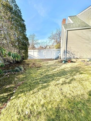 220 Parkland Avenue, Lynn, MA 01905