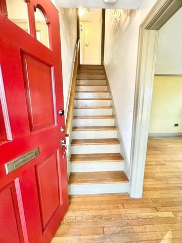 220 Parkland Avenue, Lynn, MA 01905