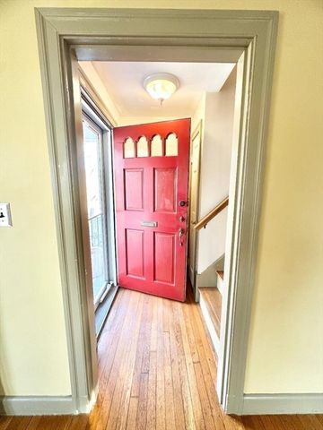 220 Parkland Avenue, Lynn, MA 01905