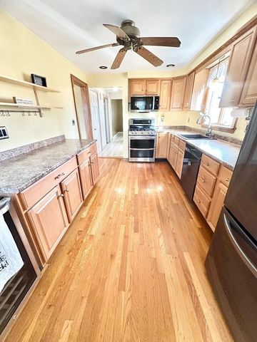 220 Parkland Avenue, Lynn, MA 01905