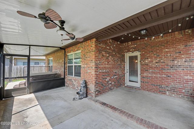 109 Clear Springs Circle, Ocean Springs, MS 39564