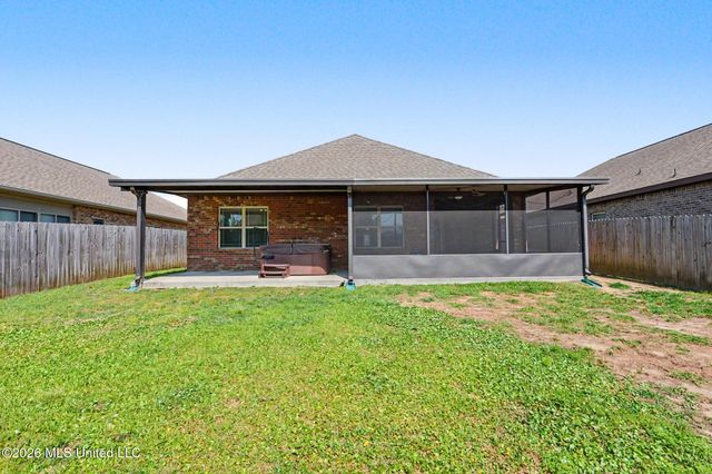 109 Clear Springs Circle, Ocean Springs, MS 39564