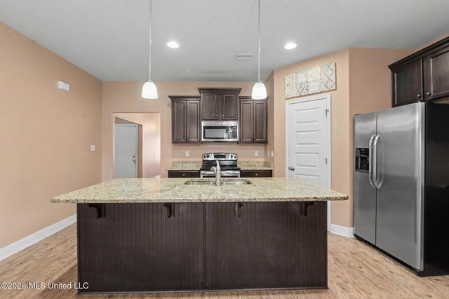 109 Clear Springs Circle, Ocean Springs, MS 39564