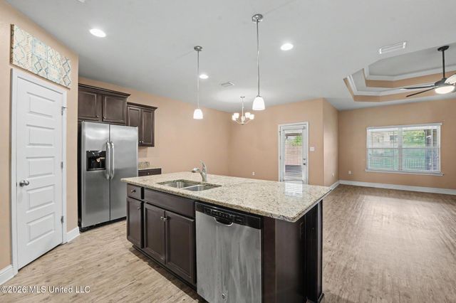 109 Clear Springs Circle, Ocean Springs, MS 39564