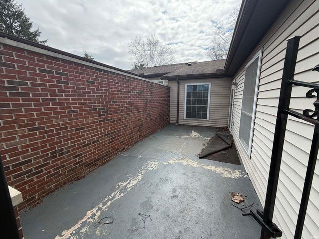 1171 E Carnaby Street, Bloomington, IN 47401