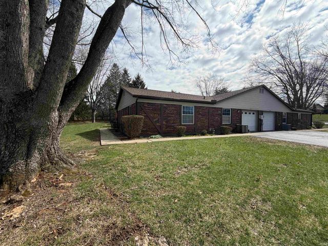 1171 E Carnaby Street, Bloomington, IN 47401