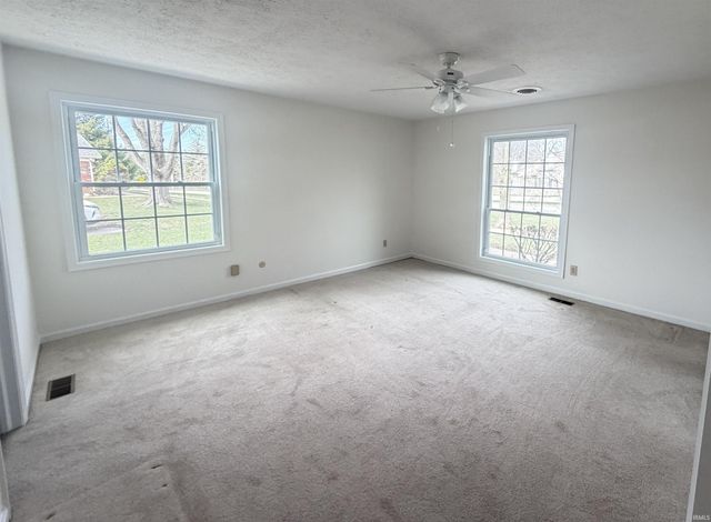 1171 E Carnaby Street, Bloomington, IN 47401